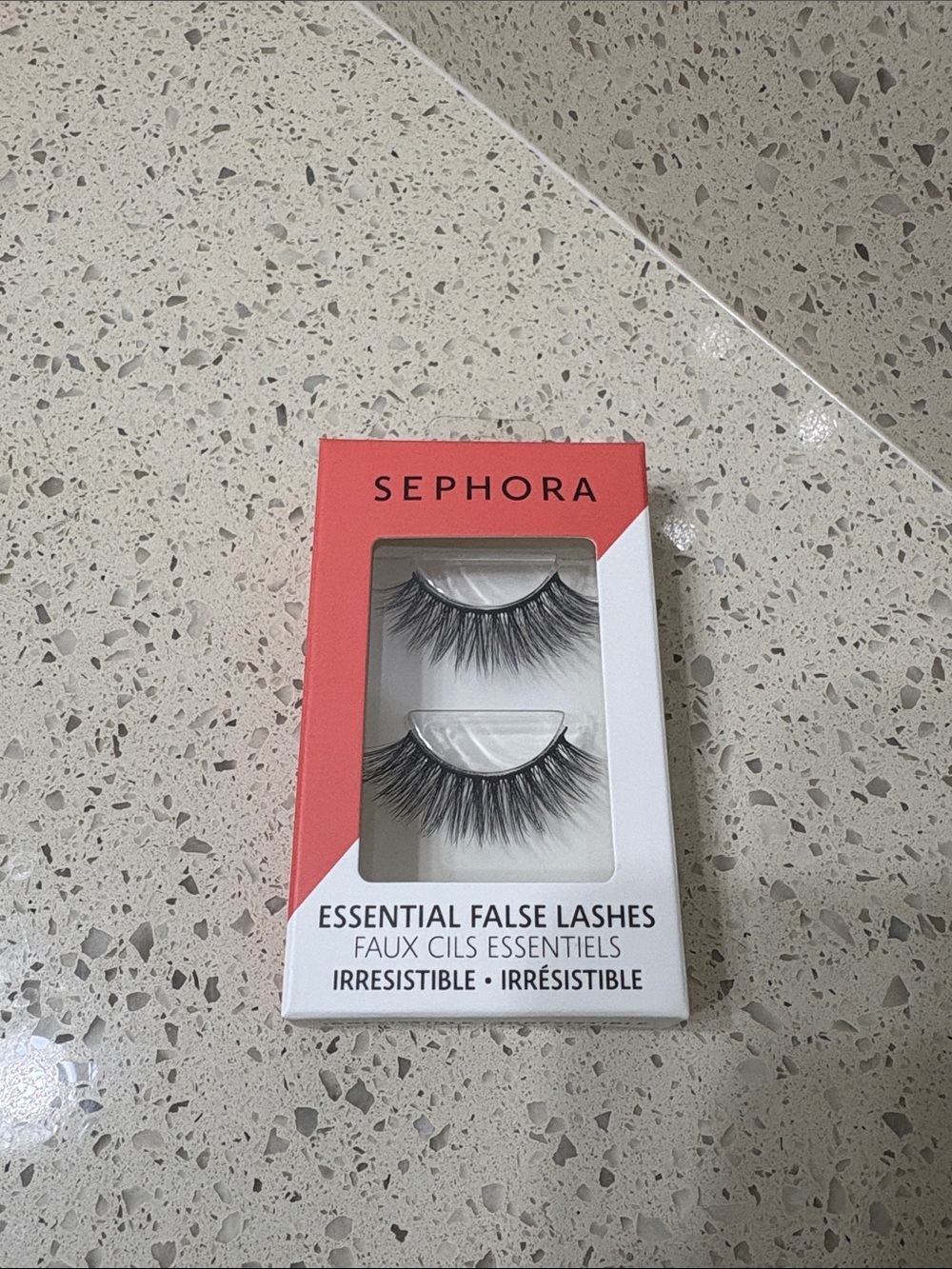 Sephora Essential False Lashes in Black - Irresistible Natural